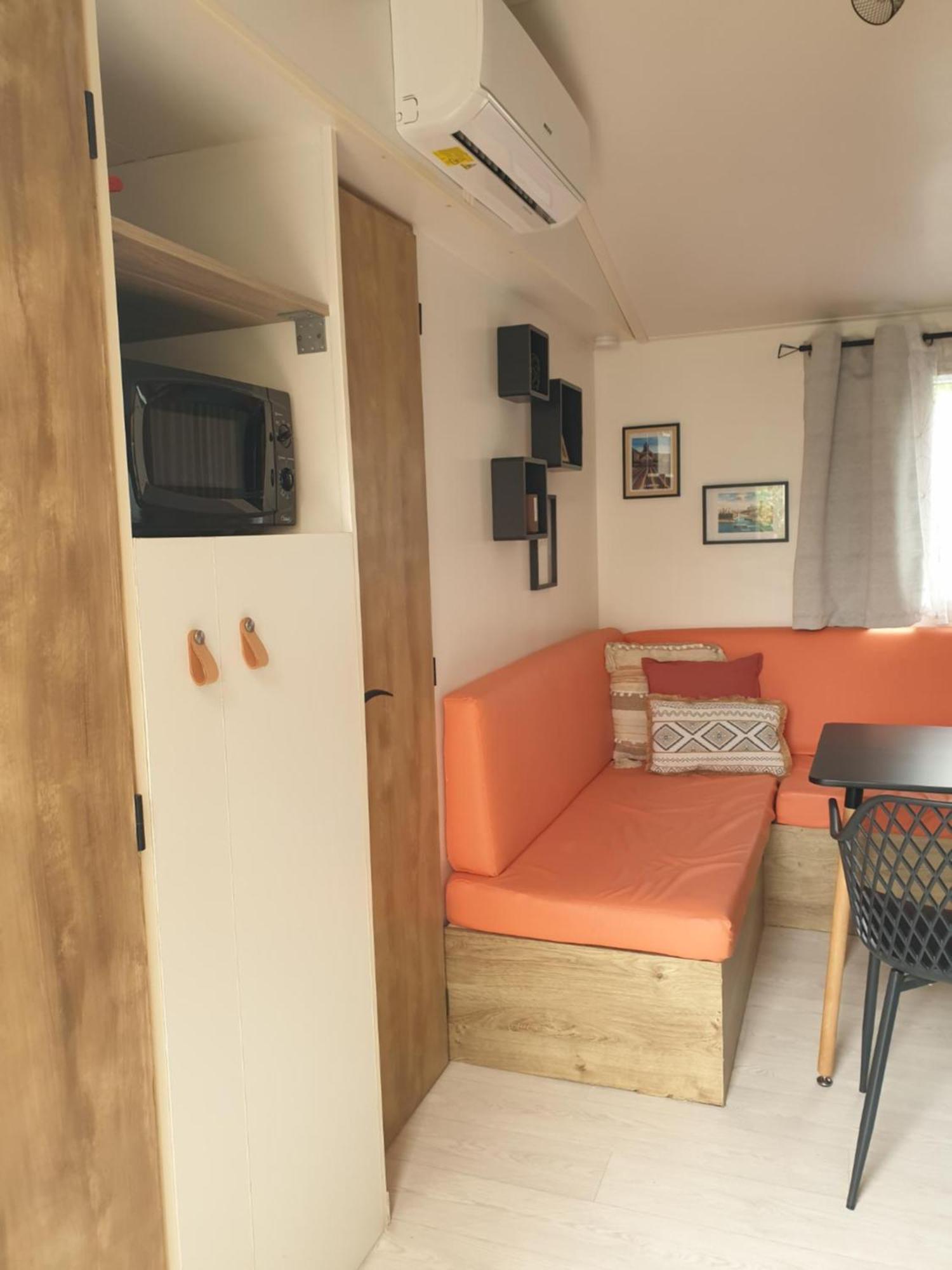 Camping Domaine Des Iscles ラ・ロック・ダンテロン エクステリア 写真